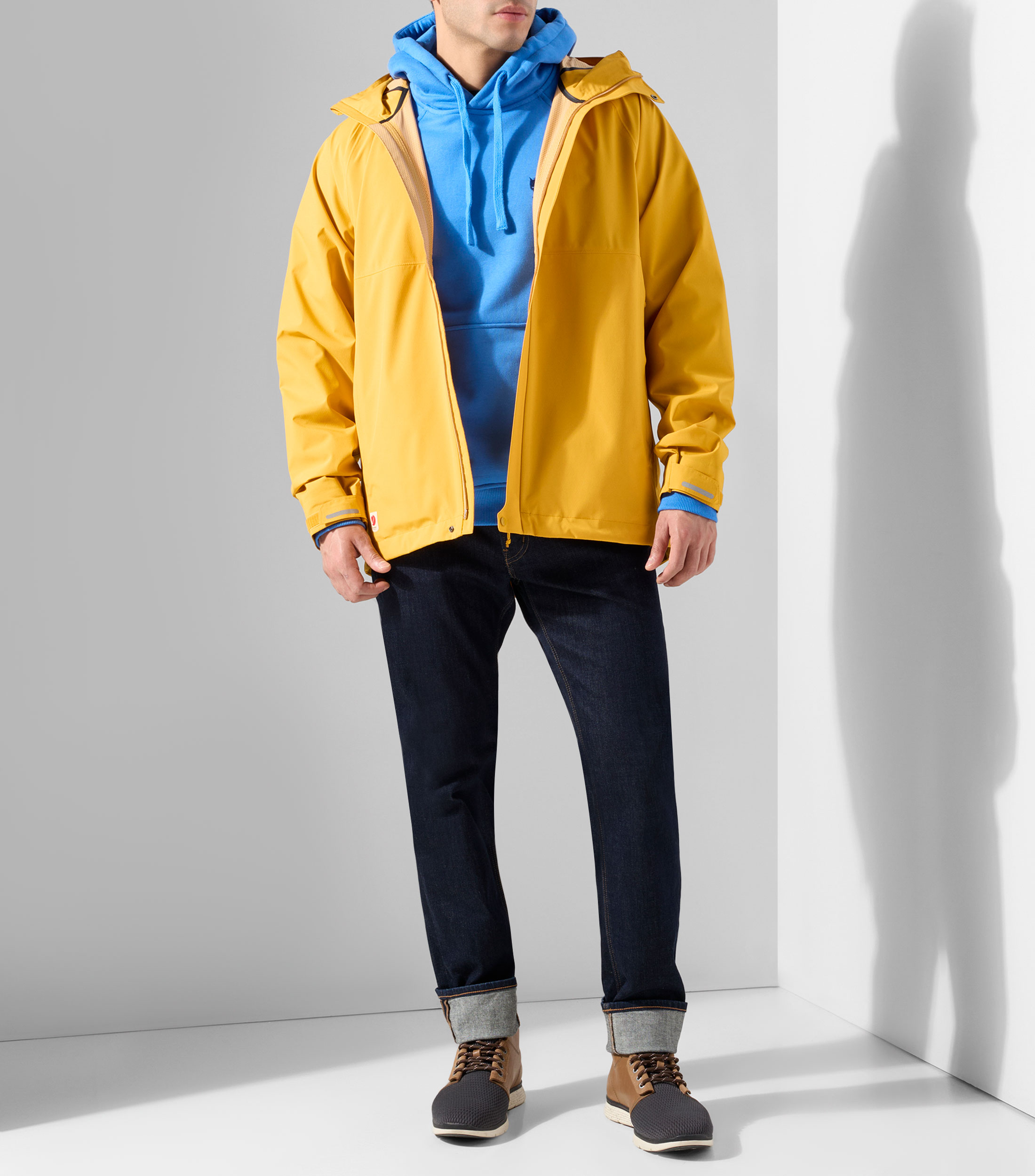 Chamarra impermeable con capucha Hombre